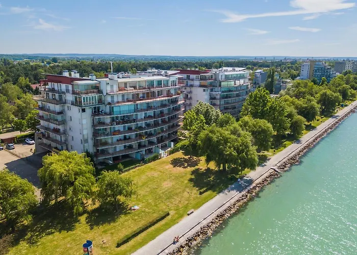 Apartament Bltn Panorama *